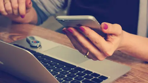 Cómo grabar una llamada de teléfono (y guardarla para escucharla después) Cómo grabar una llamada de teléfono (y guardarla para escucharla después)
