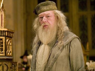 Michael Gambon, the actor who played Dumbledore in the ‘Harry Potter’ films, dies
