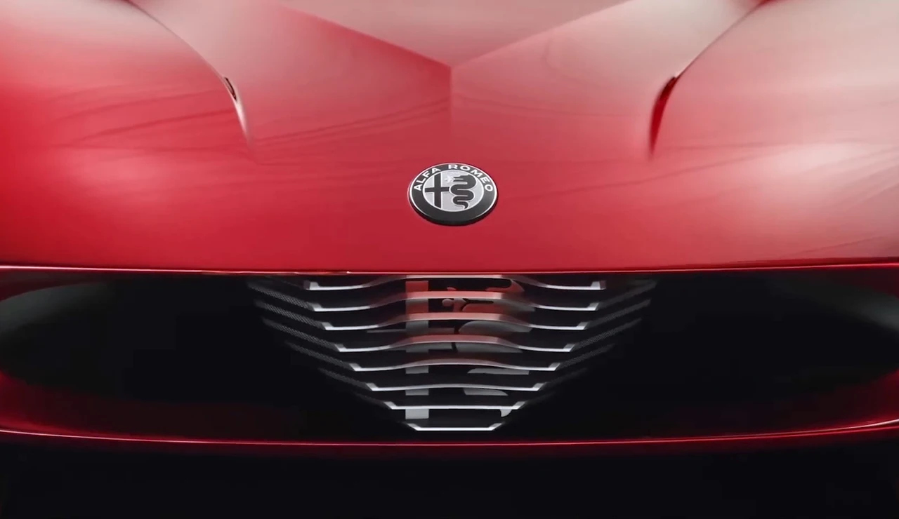 LO MEJOR DE LA SEMANA: Alfa Romeo 33 Stradale, Fiat 600e, Ssangyong Torres y más CC