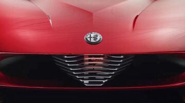 LO MEJOR DE LA SEMANA: Alfa Romeo 33 Stradale, Fiat 600e, Ssangyong Torres y más CC