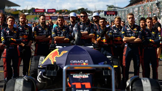 Equipo Red Bull en el GP de Japón Equipo Red Bull en el GP de Japón