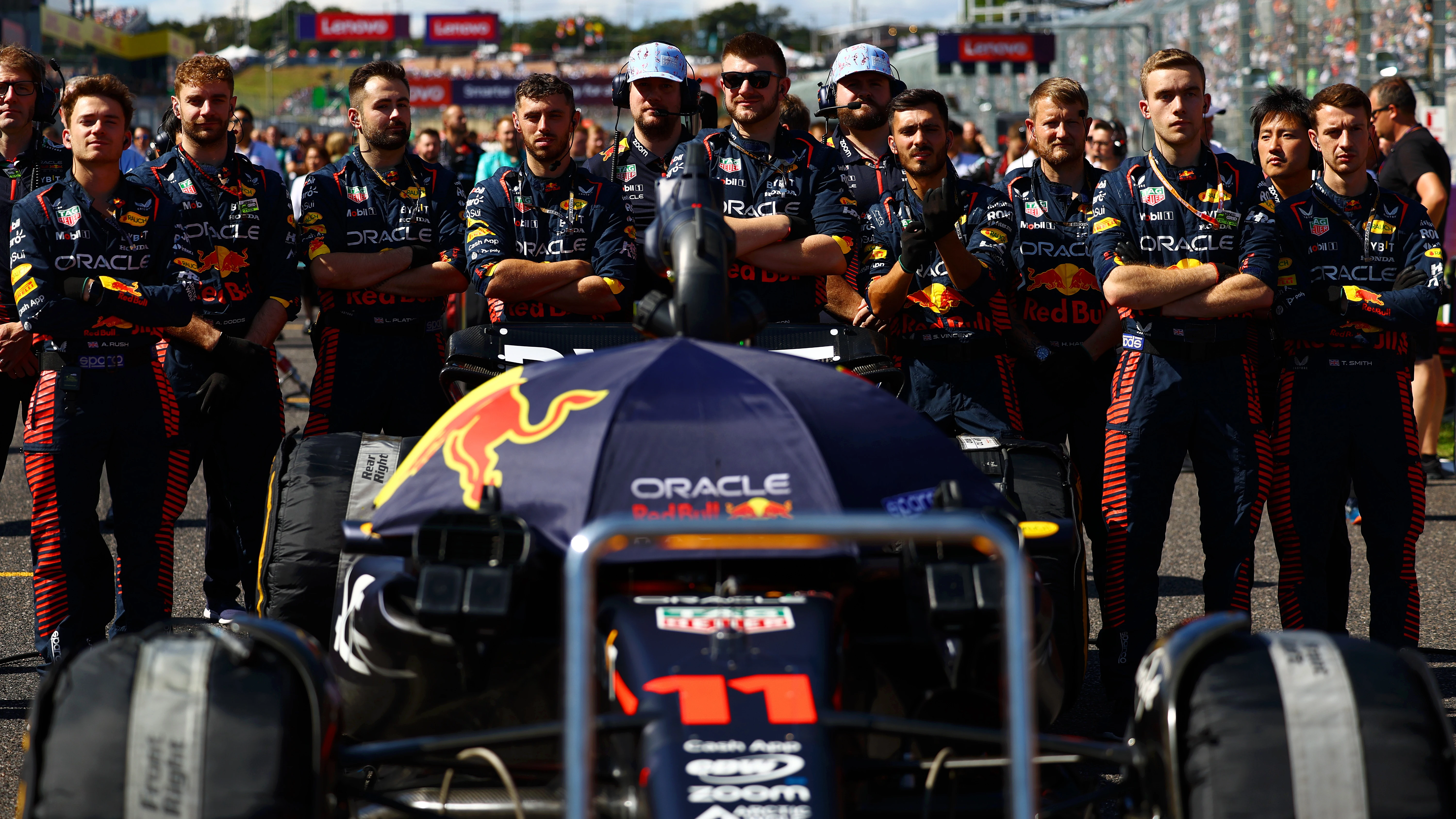 Equipo Red Bull en el GP de Japón