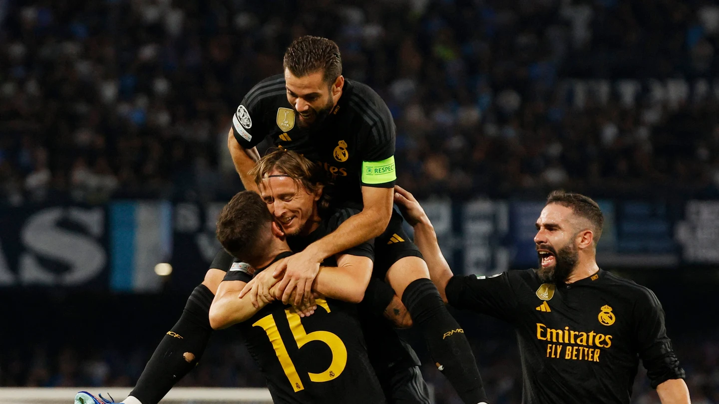 Gol del Real Madrid ante el Nápoles Gol del Real Madrid ante el Nápoles