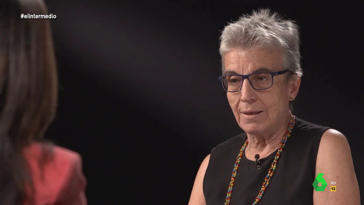 La reivindicativa reflexión de Anna Freixas sobre la edad: "La palabra vieja quiere decir que no te has muerto" La reivindicativa reflexión de Anna Freixas sobre la edad: "La palabra vieja quiere decir que no te has muerto"