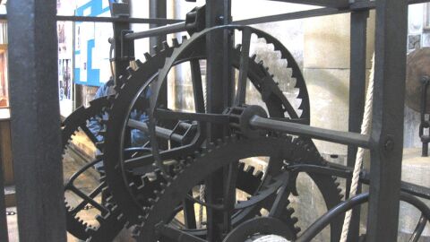 Detalle del reloj de la Catedral de Salisbury