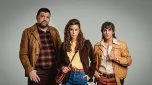Hovik Keuchkerian, María Pedraza y Miguel Herrán son los protagonistas de 'Asalto al Banco Central'.