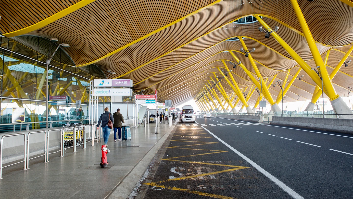 Aeropuerto Adolfo Suárez Madrid-Barajas Aeropuerto Adolfo Suárez Madrid-Barajas