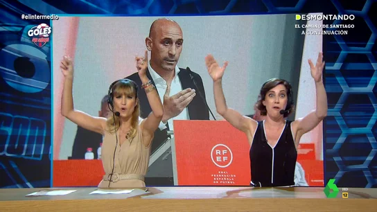 Sandra Sabatés, sobre Alfonso Pérez tras sus afirmaciones sobre el fútbol femenino: "Su sitio esta lejos de un micrófono" Sandra Sabatés, sobre Alfonso Pérez tras sus afirmaciones sobre el fútbol femenino: "Su sitio esta lejos de un micrófono"