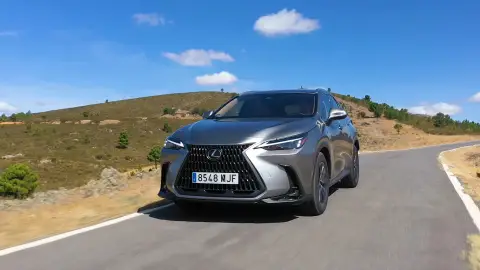 Probamos el Lexus NX 450h +: un SUV con diseño elegante y tecnología híbrida Lexus NX 450h +