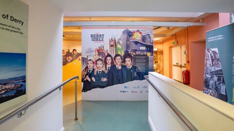 Derry Girls Experience en el Tower Museum.