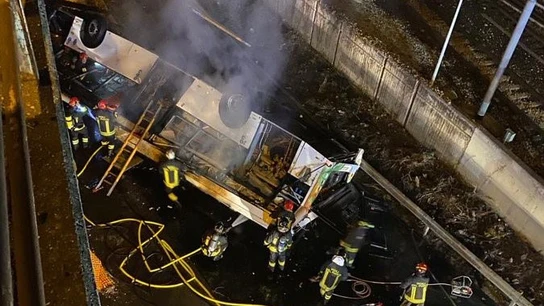 Imagen del autobús accidentado en Venecia Imagen del autobús accidentado en Venecia