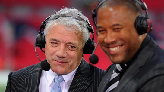 Kevin Keegan y John Barnes Kevin Keegan y John Barnes