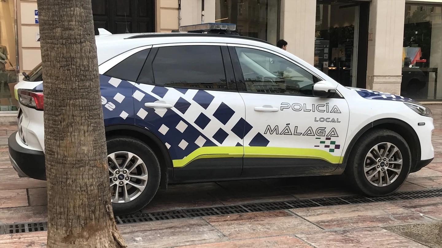 Vehículo de la Policía Local de Málaga. Vehículo de la Policía Local de Málaga.