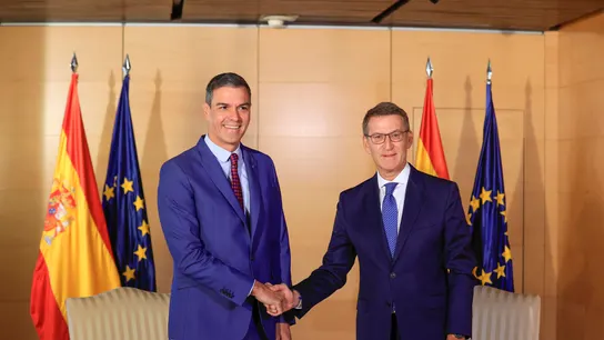 El líder del PP, Alberto Núñez Feijóo, y el presidente del Gobierno en funciones y secretario general del PSOE, Pedro Sánchez, en una imagen de archivo El líder del PP, Alberto Núñez Feijóo, y el presidente del Gobierno en funciones y secretario general del PSOE, Pedro Sánchez, en una imagen de archivo