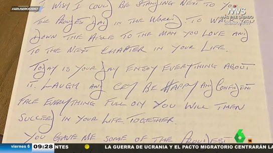 Una mujer recibe una carta de su padre fallecido hace años en el día de su boda: así la lee su madre en el altar Una mujer recibe una carta de su padre fallecido hace años en el día de su boda: así la lee su madre en el altar