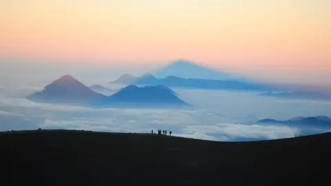 Volcanes. Centroamérica Volcanes. Centroamérica