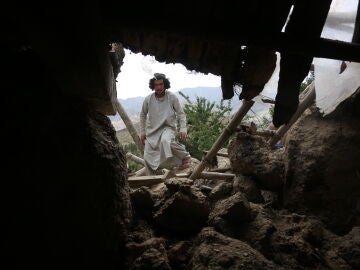 A chain of earthquakes shakes Afghanistan and leaves at least 15 dead and 40 injured