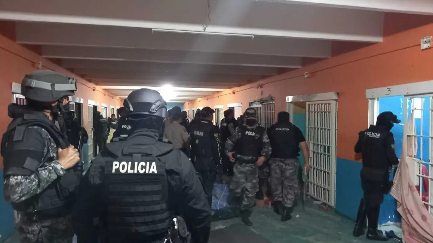 Asesinados en una cárcel de Ecuador los seis sicarios que mataron al candidato presidencial Fernando Villavicencio Asesinados en una cárcel de Ecuador los seis sicarios que mataron al candidato presidencial Fernando Villavicencio