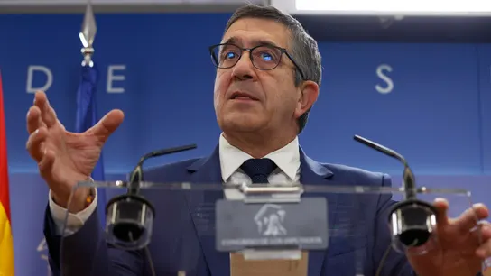 Patxi López en la rueda de prensa tras la reunión de Sánchez y Feijóo Patxi López en la rueda de prensa tras la reunión de Sánchez y Feijóo