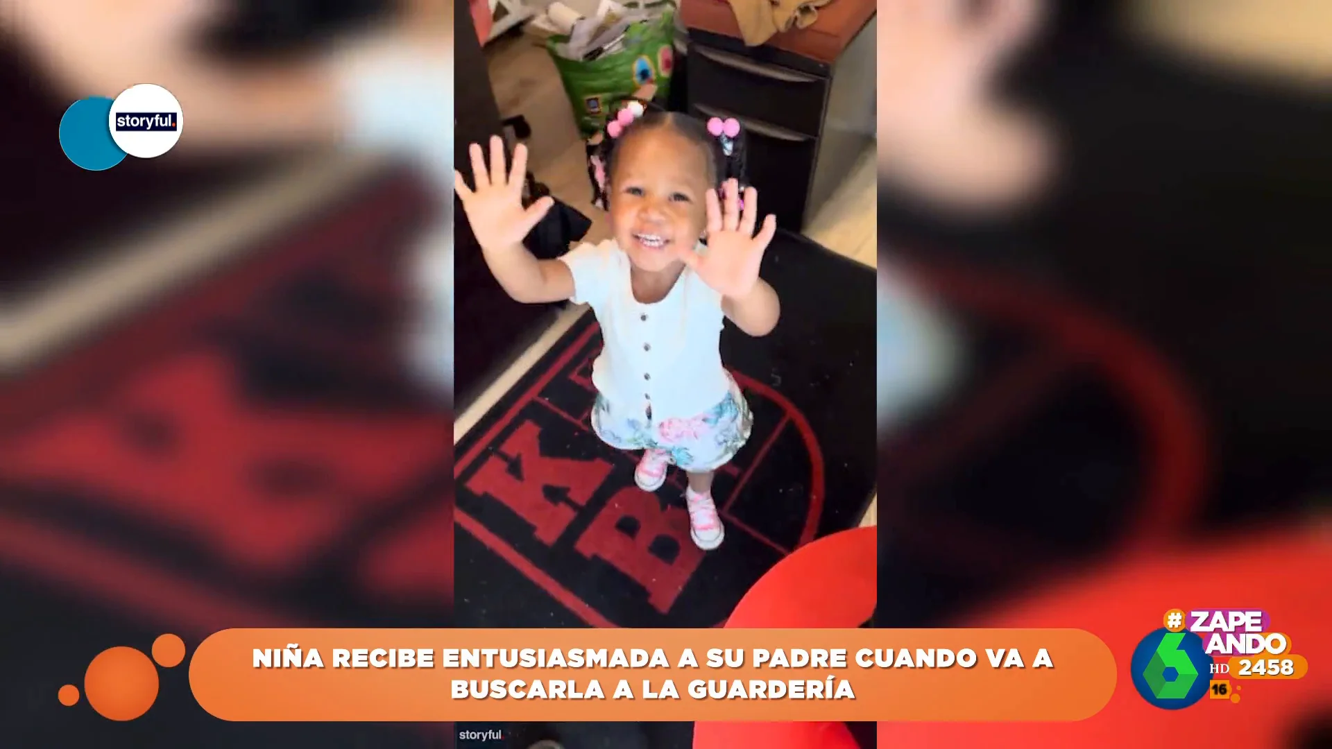 El estallido de alegría de una niña cuando su padre va a recogerla a la guardería