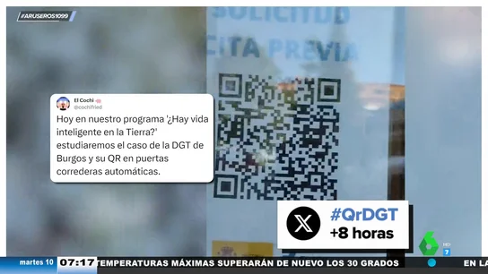 La divertida pifia de la DGT de Burgos que arrasa en redes: un código QR pegado en una puerta corredera La divertida pifia de la DGT de Burgos que arrasa en redes: un código QR pegado en una puerta corredera