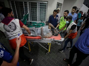 WHO calls for humanitarian corridor for essential supplies and evacuation of wounded from Gaza
