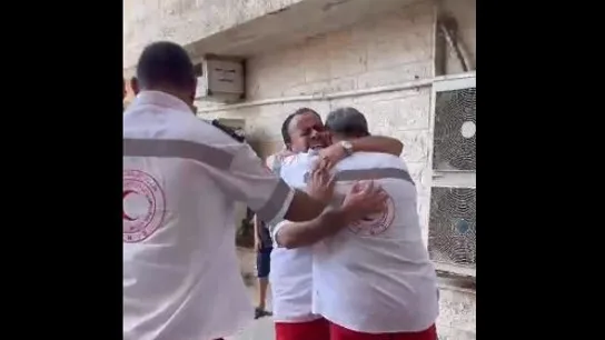 Mueren cuatro trabajadores sanitarios de la Media Luna Roja Palestina en ataques de Israel en Gaza Mueren cuatro trabajadores sanitarios de la Media Luna Roja Palestina en ataques de Israel en Gaza