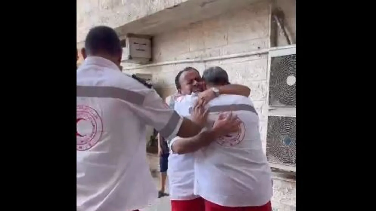 Mueren cuatro trabajadores sanitarios de la Media Luna Roja Palestina en ataques de Israel en Gaza Mueren cuatro trabajadores sanitarios de la Media Luna Roja Palestina en ataques de Israel en Gaza