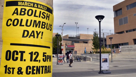 Un cartel de una manifestación contra el Columbus Day en Albuquerque en 2015 Un cartel de una manifestación contra el Columbus Day en Albuquerque en 2015