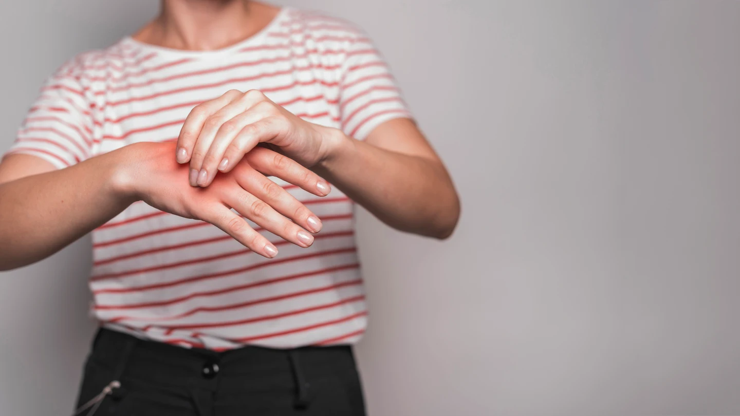 Estos son los 4 factores que influyen en la aparición de la artritis reumatoide (además de los genéticos) Estos son los 4 factores que influyen en la aparición de la artritis reumatoide (además de los genéticos)