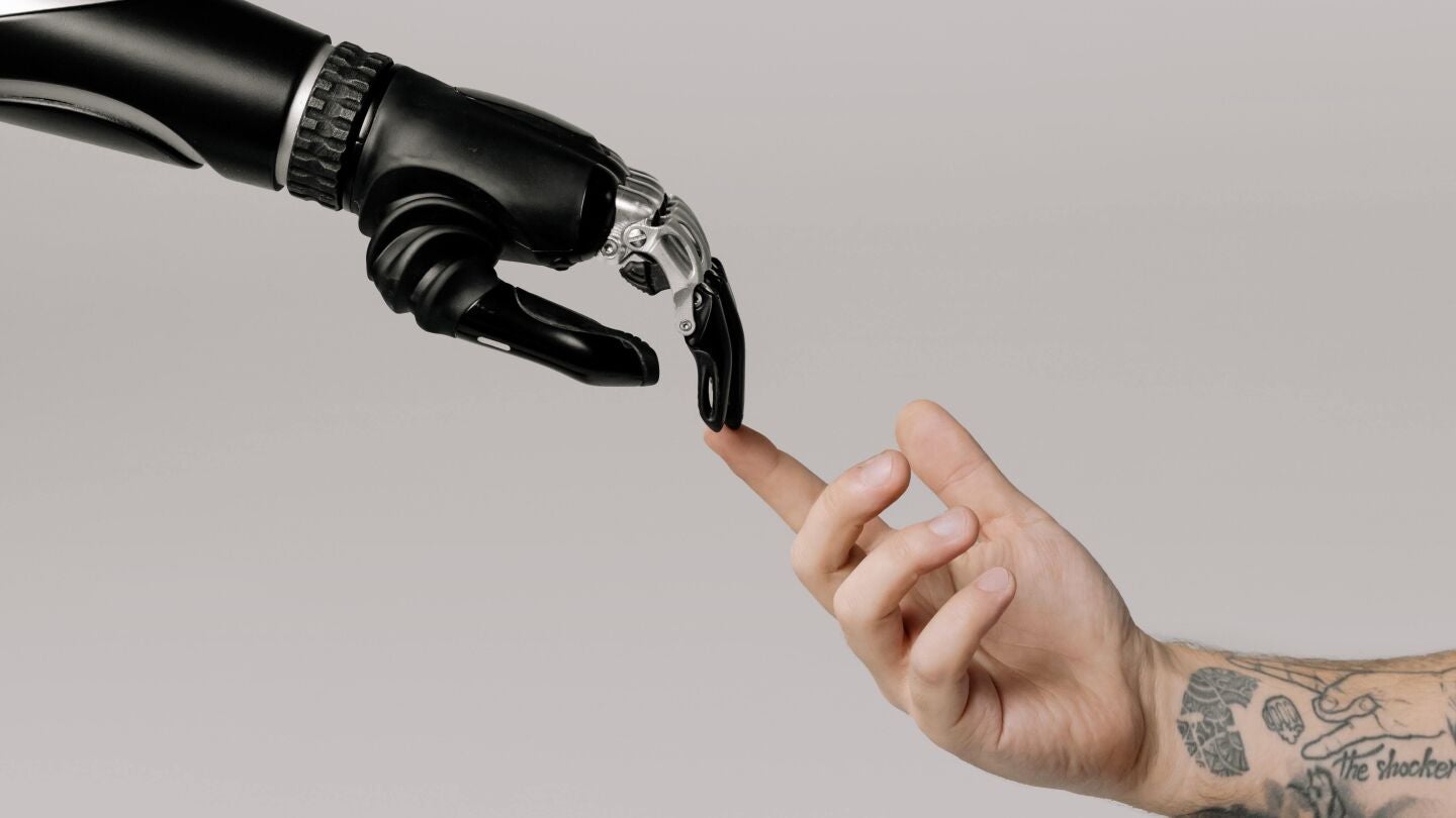 'Poder y progreso', o c&oacute;mo la tecnolog&iacute;a marca el paso de desigualdades y riquezas