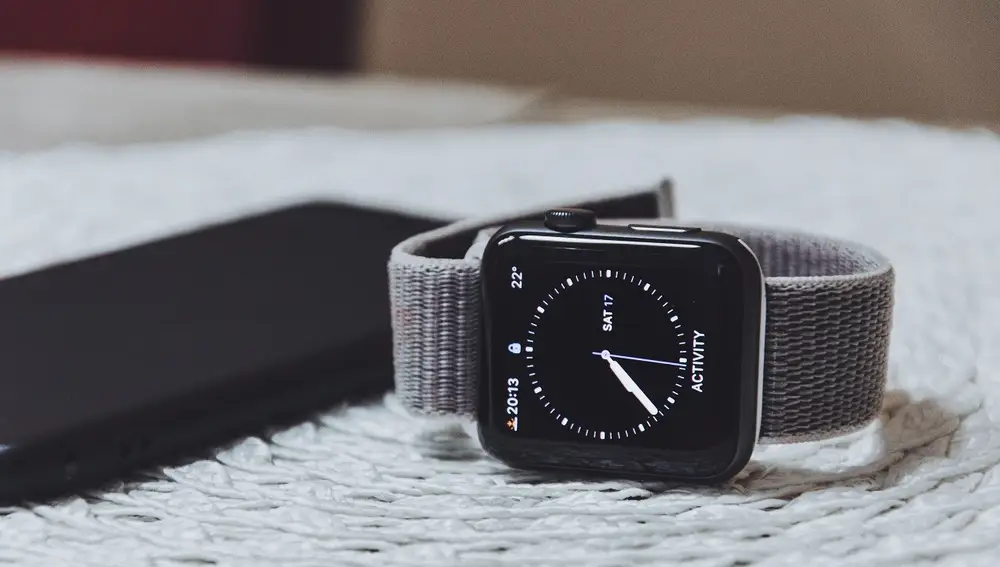 Apple soluciona los problemas de batería en el iPhone al utilizar un Apple Watch