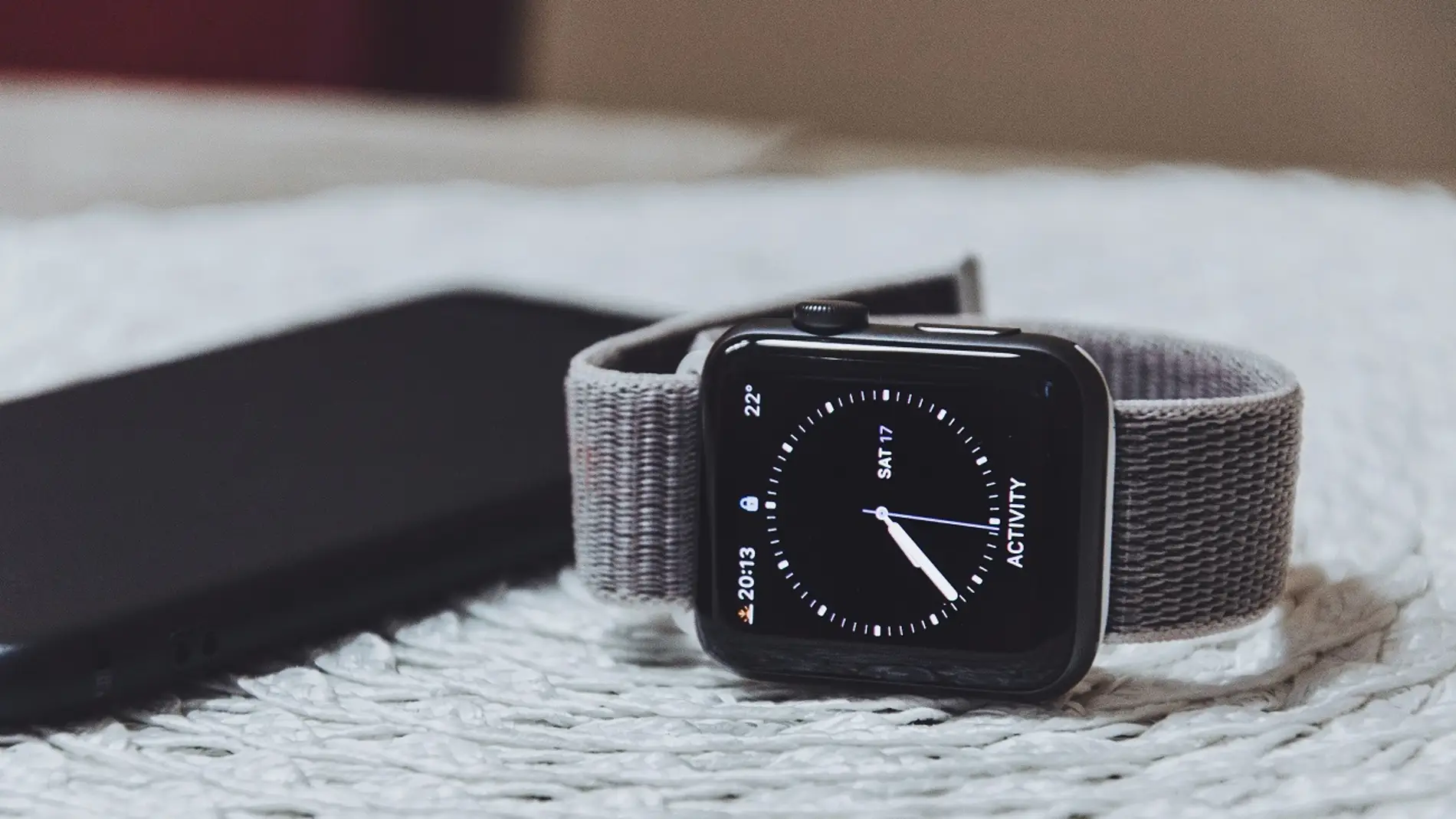 Apple soluciona los problemas de batería en el iPhone al utilizar un Apple Watch