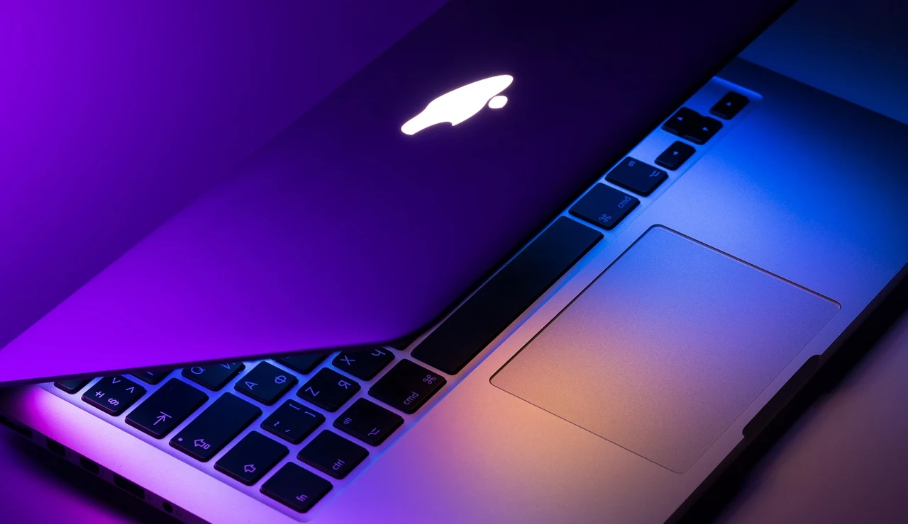 El MacBook Pro con pantalla OLED tardará unos años en llegar