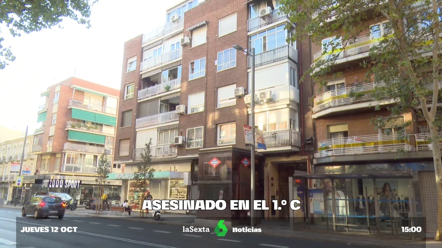 La Policía investiga la muerte violenta del portero de un edificio en Madrid y busca a un vecino La Policía investiga la muerte violenta del portero de un edificio en Madrid y busca a un vecino