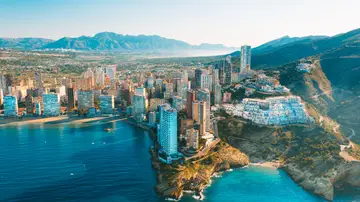 Vista aérea de la ciudad de Benidorm Vista aérea de la ciudad de Benidorm