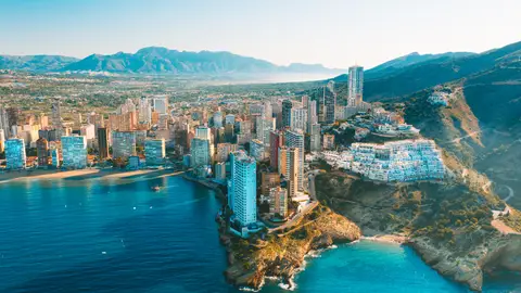 Vista aérea de la ciudad de Benidorm Vista aérea de la ciudad de Benidorm
