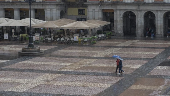 Llegan las lluvias generalizadas a toda España y bajan las temperaturas tras el episodio veraniego Llegan las lluvias generalizadas a toda España y bajan las temperaturas tras el episodio veraniego