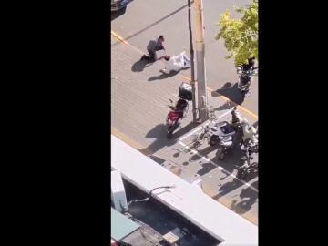 An employee of the Israeli embassy in Beijing, stabbed several times in the middle of the street