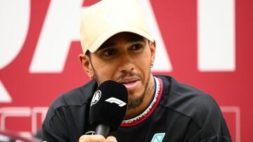 Lewis Hamilton, ante la prensa