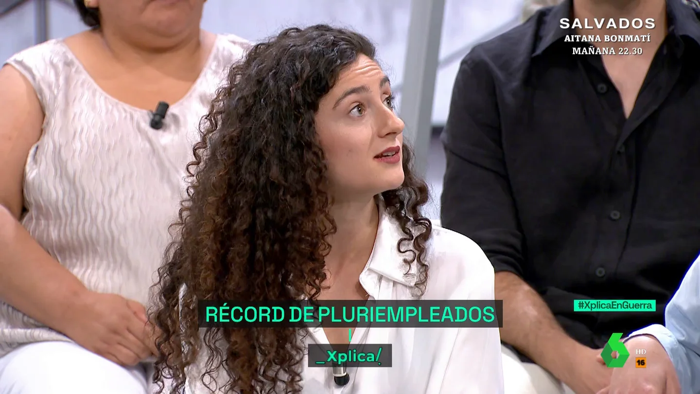 La determinación de una joven pluriempleada: "Necesito estudiar para conseguir un trabajo que me quite de la precariedad" La determinación de una joven pluriempleada: "Necesito estudiar para conseguir un trabajo que me quite de la precariedad"