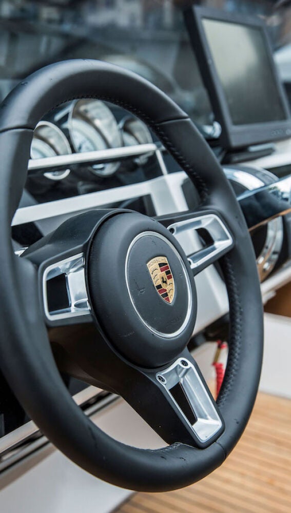 Frauscher × Porsche 850 Fantom Air