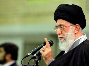 Ayatollah Ali Khamenei warns of a possible Muslim rebellion around the world