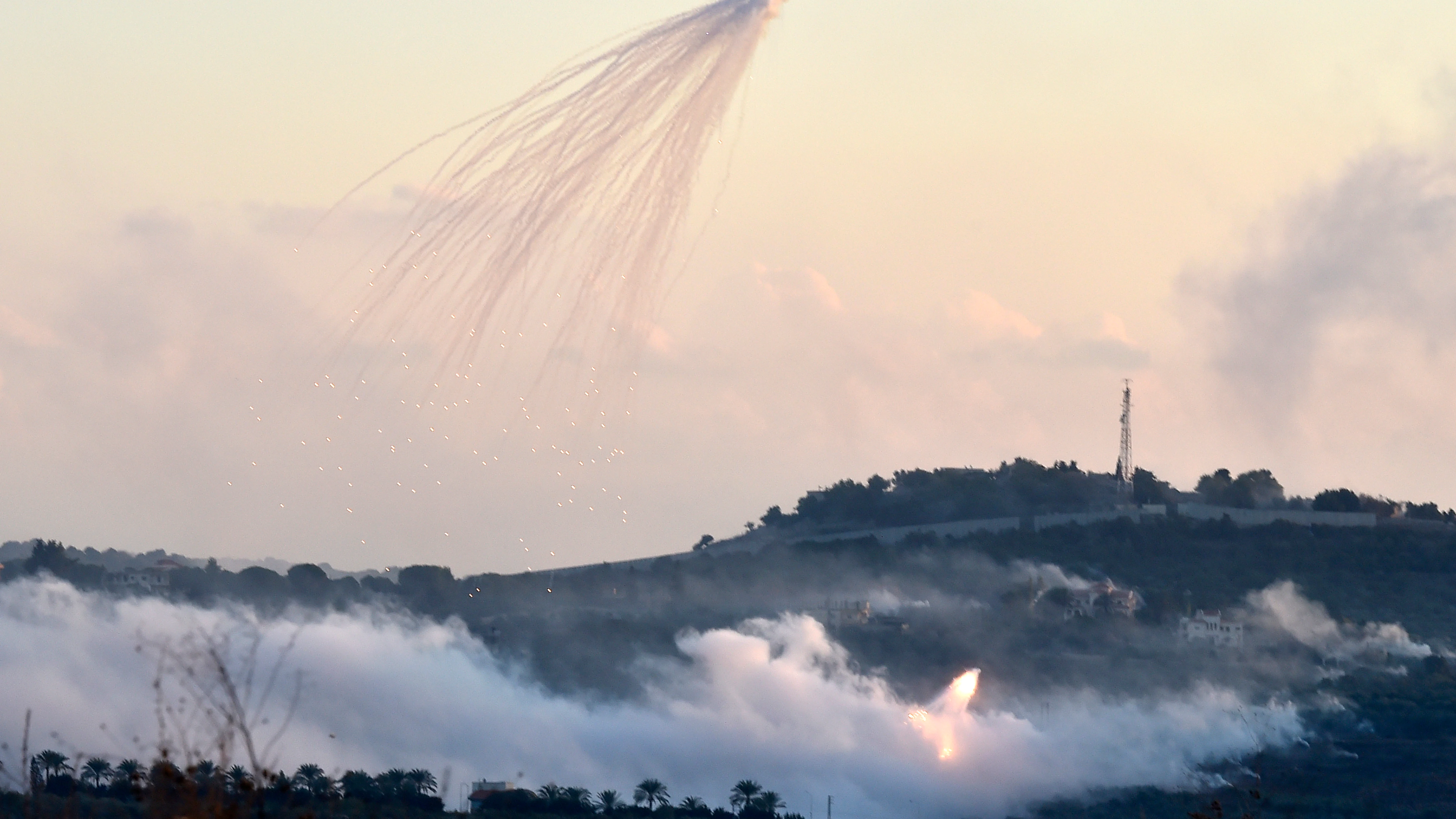 El Ejército israelí ataca a objetivos del grupo chií Hizbulá en el Líbano