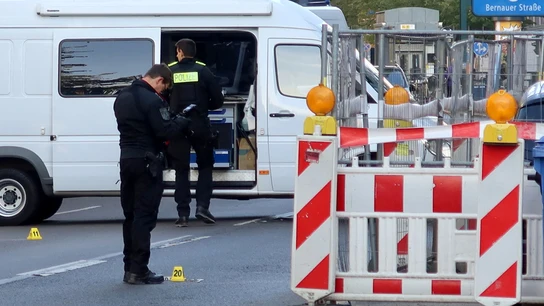 Atacan con cócteles molotov una sinagoga en Berlín Atacan con cócteles molotov una sinagoga en Berlín