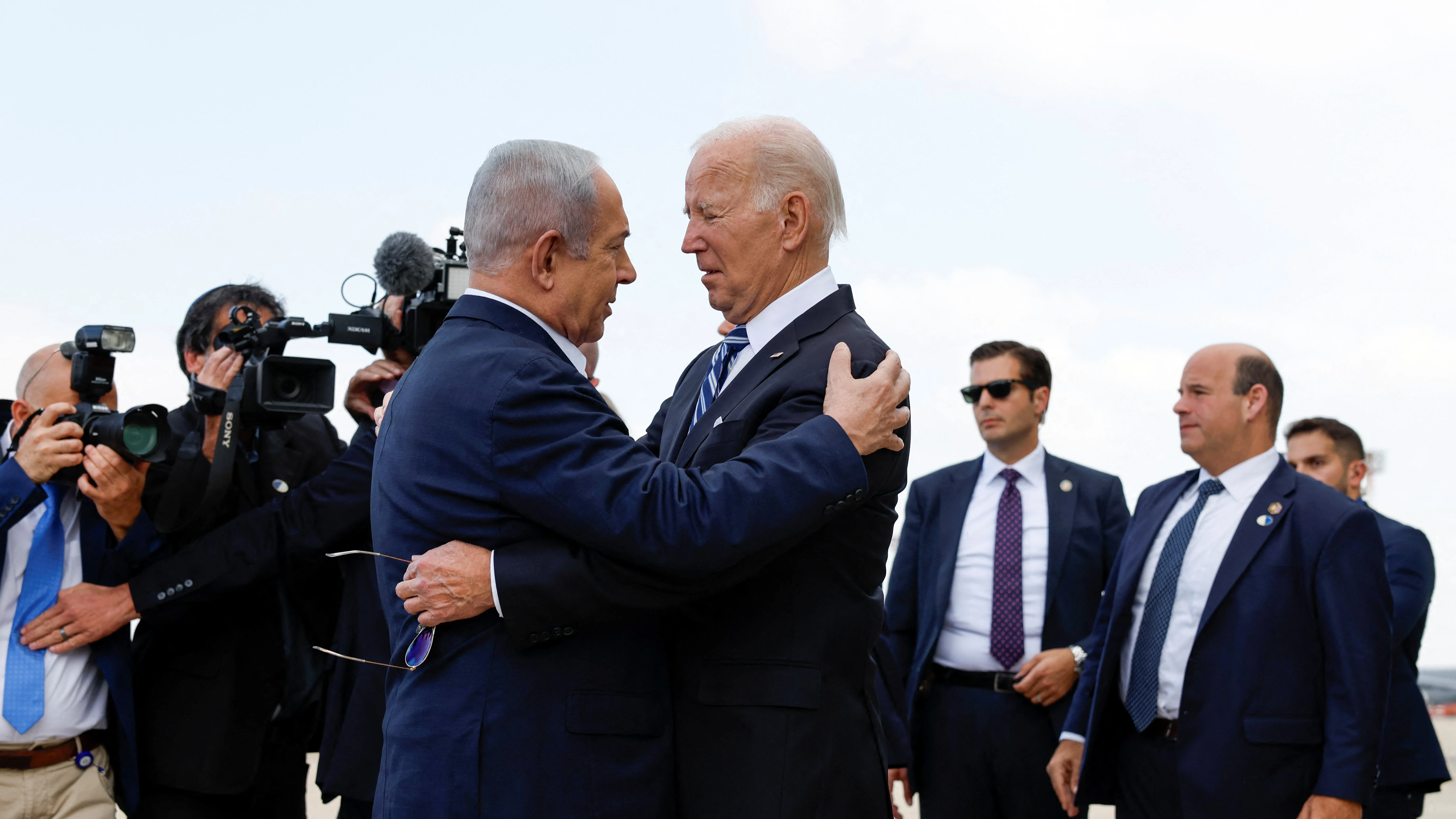 Biden es recibido por el Primer Ministro israelí, Benjamin Netanyahu