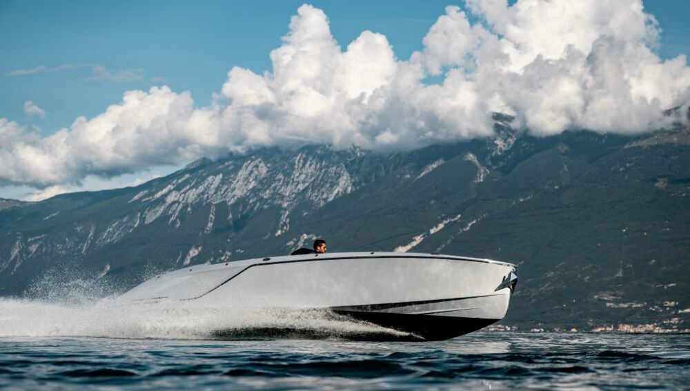Frauscher x Porsche 850 Fantom Air