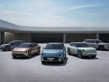 Las novedades de KIA para los próximos años incluyen los rivales más duros de los Tesla Model 3 y Model Y Las novedades de KIA para los próximos años incluyen los rivales más duros de los Tesla Model 3 y Model Y