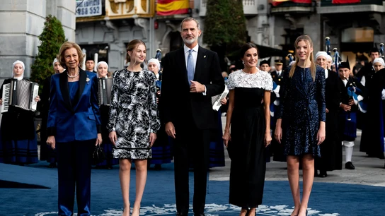 La familia real durante los Premios Princesa de Asturias de 2022, en el Teatro Campoamor de Oviedo La familia real durante los Premios Princesa de Asturias de 2022, en el Teatro Campoamor de Oviedo