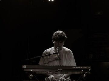 Who is Iñigo Quintero, the singer-songwriter of the viral phenomenon ‘If You Are Not’?